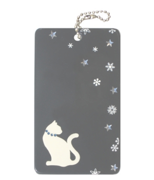 PCD04　アクリルパスケース、黒、ネコと雪の結晶.jpg